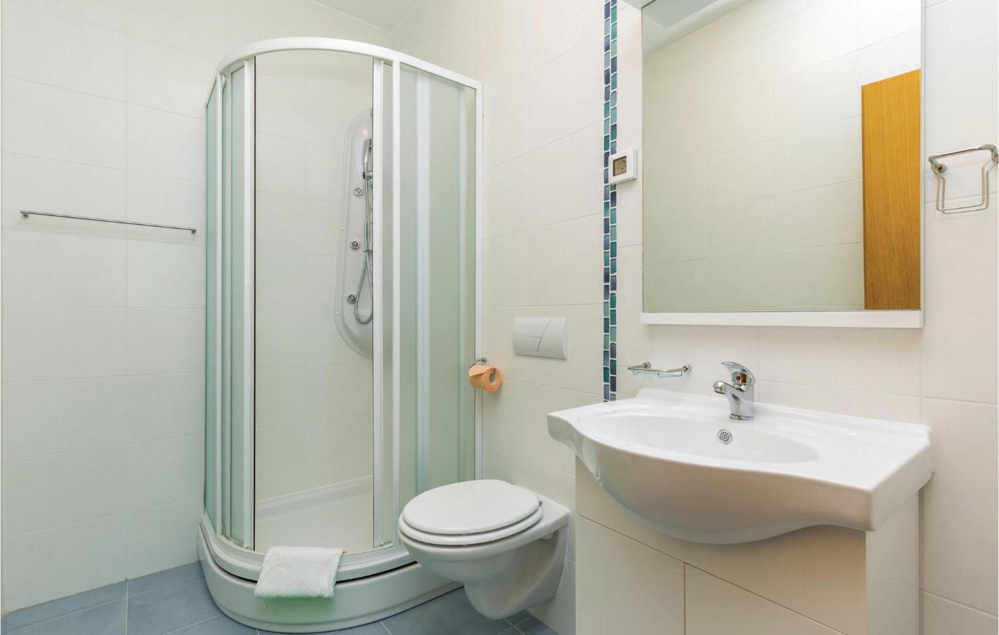 Cozy Apartment In Crikvenica With House Sea View Dış mekan fotoğraf