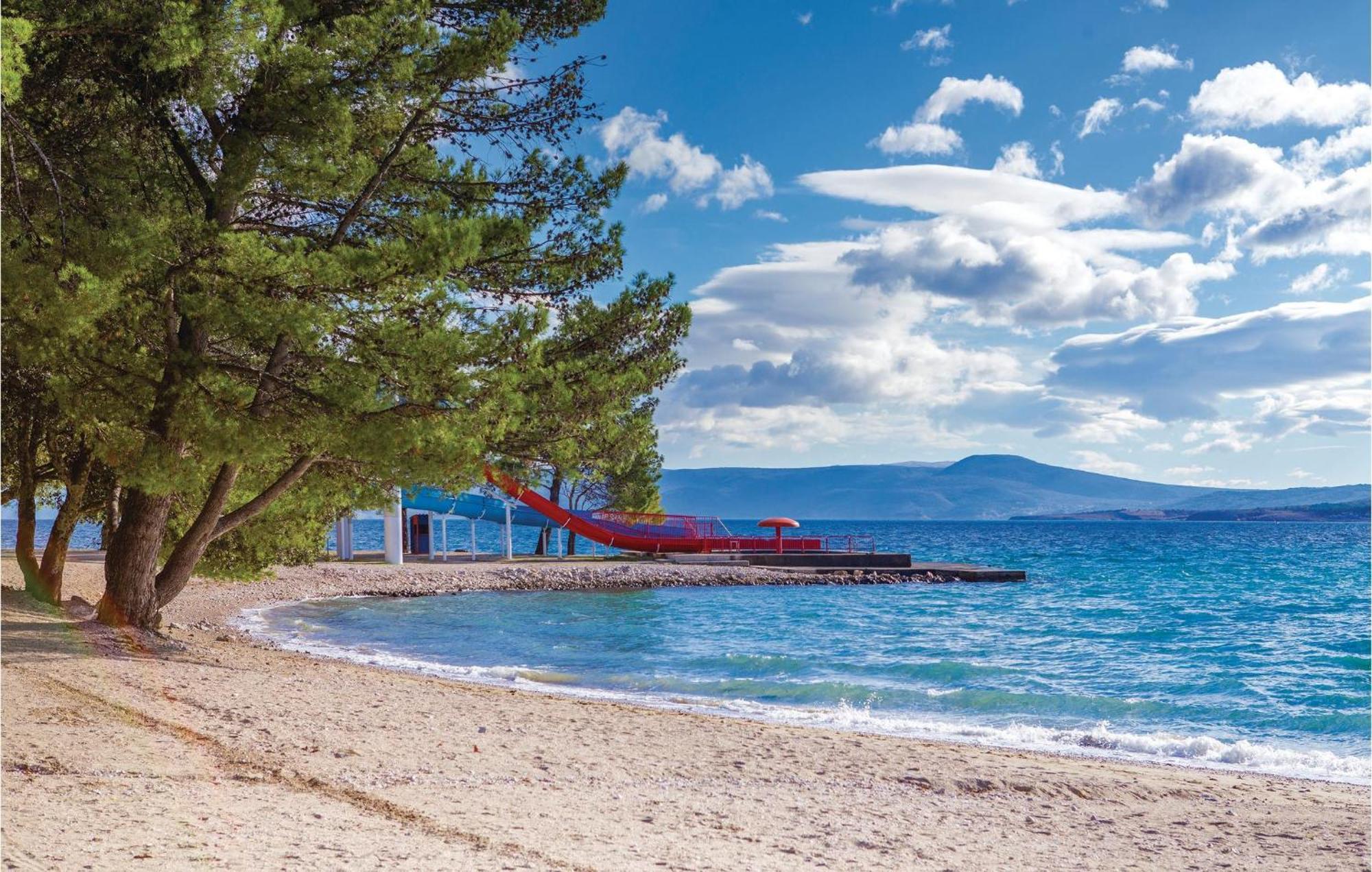 Cozy Apartment In Crikvenica With House Sea View Dış mekan fotoğraf